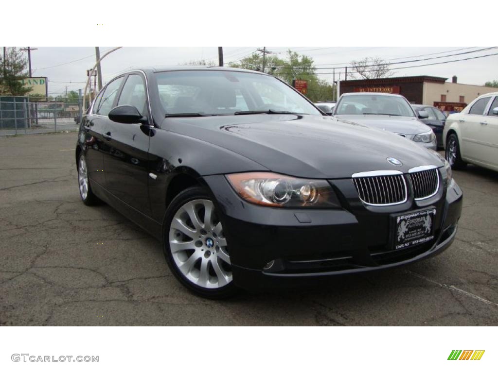 2006 3 Series 330xi Sedan - Jet Black / Black photo #2