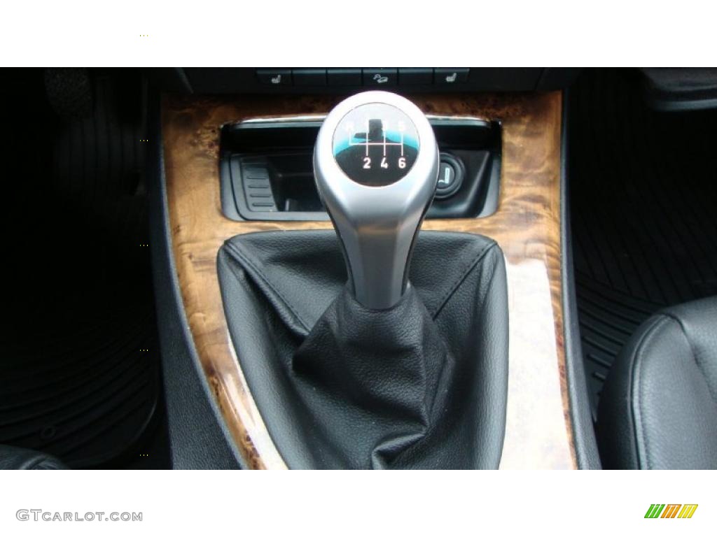 2006 3 Series 330xi Sedan - Jet Black / Black photo #10