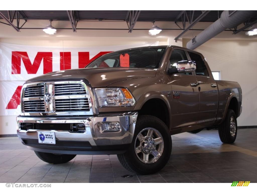 2010 Ram 2500 Laramie Crew Cab 4x4 - Austin Tan Pearl / Light Pebble Beige/Bark Brown photo #1