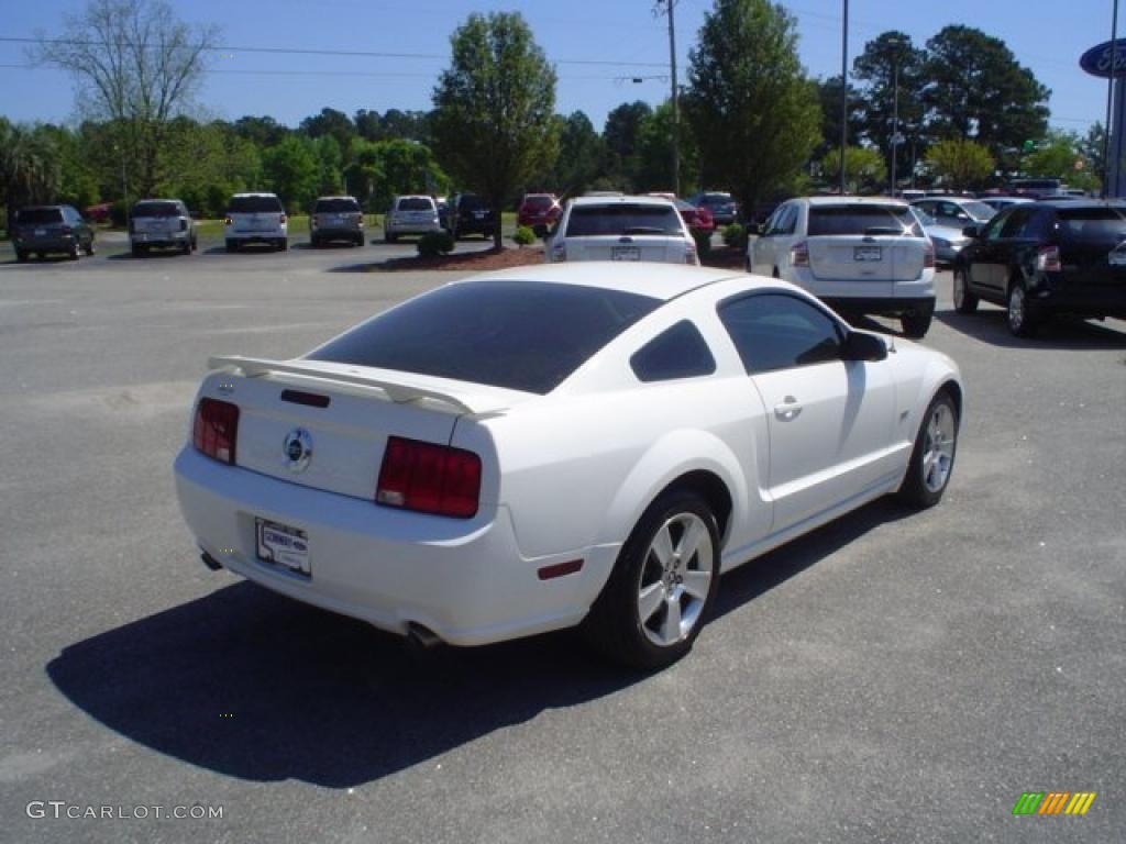 2007 Mustang GT Premium Coupe - Performance White / Medium Parchment photo #5