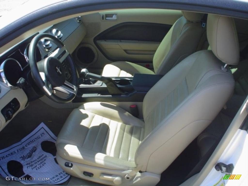 2007 Mustang GT Premium Coupe - Performance White / Medium Parchment photo #19