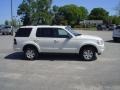 2010 White Suede Ford Explorer XLT  photo #4