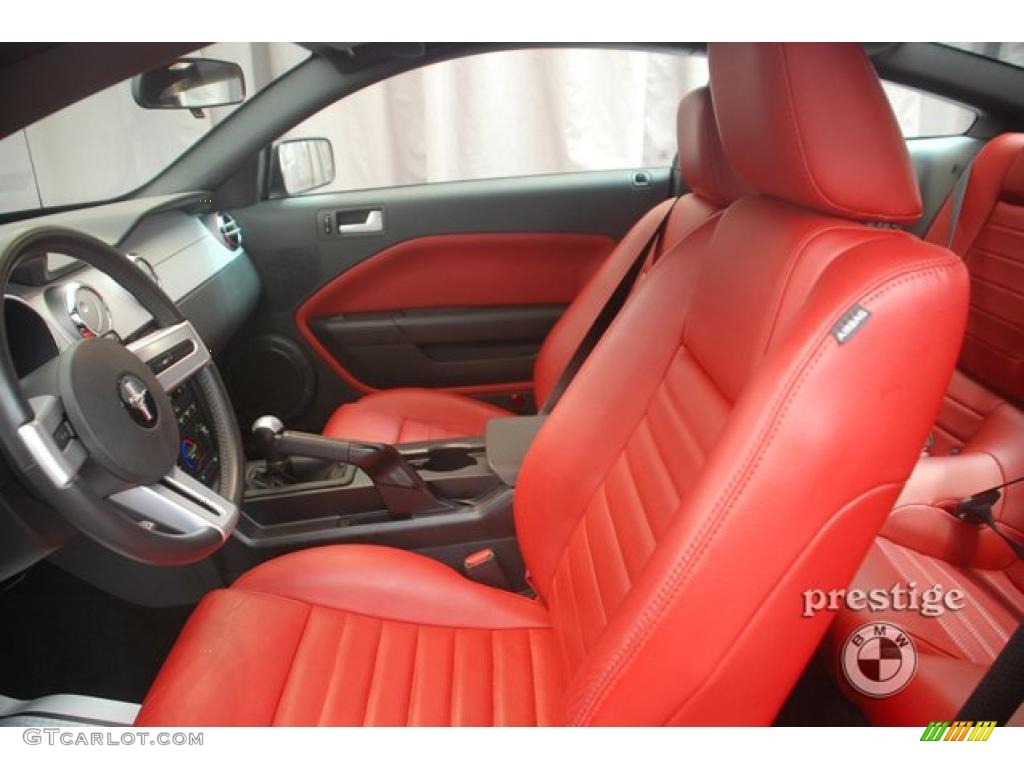 2005 Mustang GT Premium Coupe - Torch Red / Red Leather photo #13