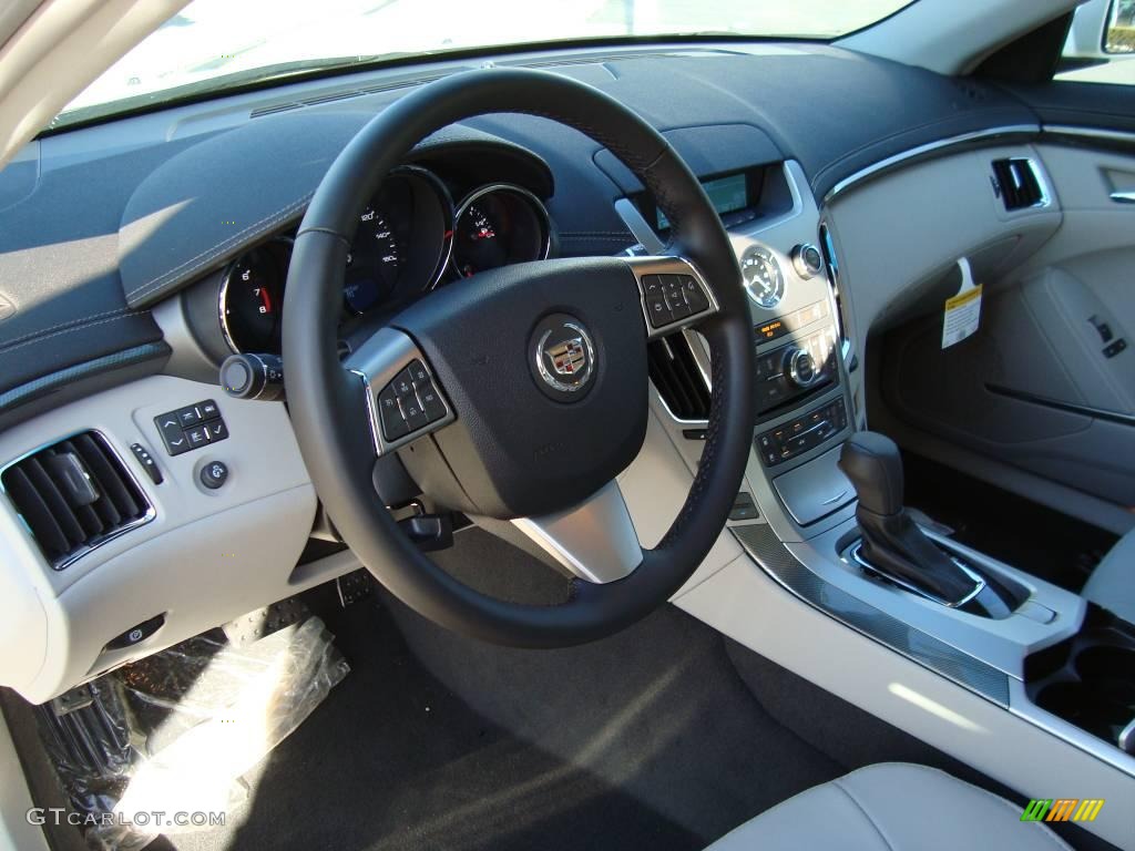 2009 CTS Sedan - White Diamond Tri-Coat / Light Titanium/Ebony photo #10