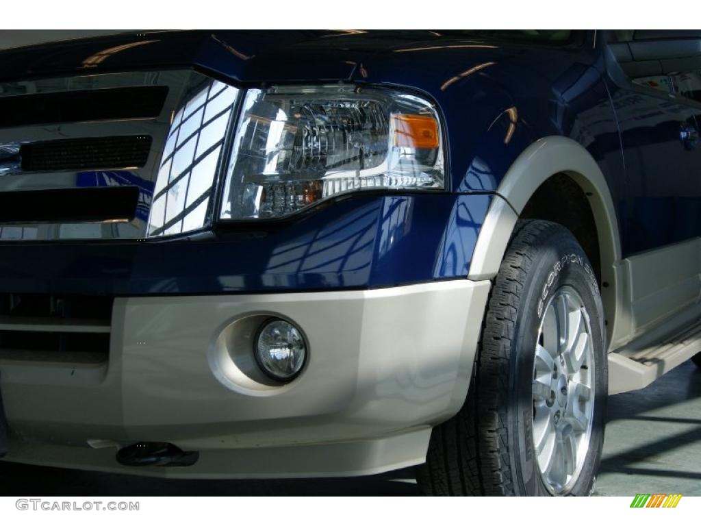 2009 Expedition Eddie Bauer 4x4 - Dark Blue Pearl Metallic / Camel photo #4