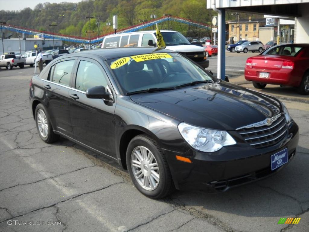 2007 Sebring Touring Sedan - Brilliant Black Crystal Pearl / Dark Slate Gray/Light Slate Gray photo #18