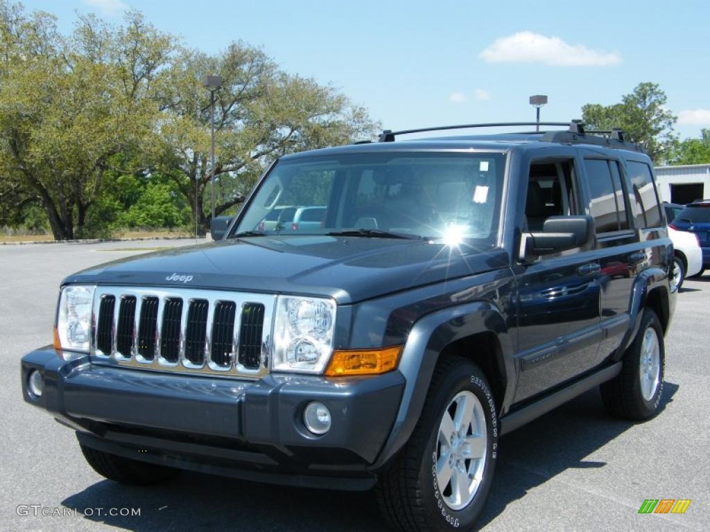 Steel Blue Metallic Jeep Commander