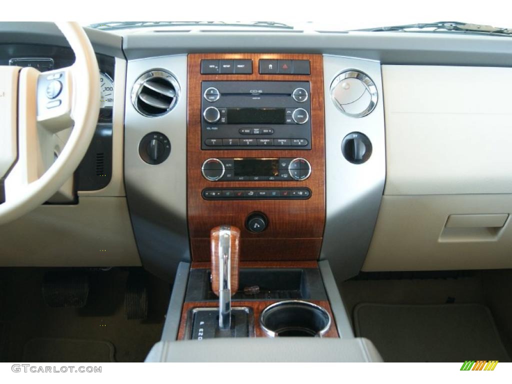 2009 Expedition Eddie Bauer 4x4 - Dark Blue Pearl Metallic / Camel photo #21