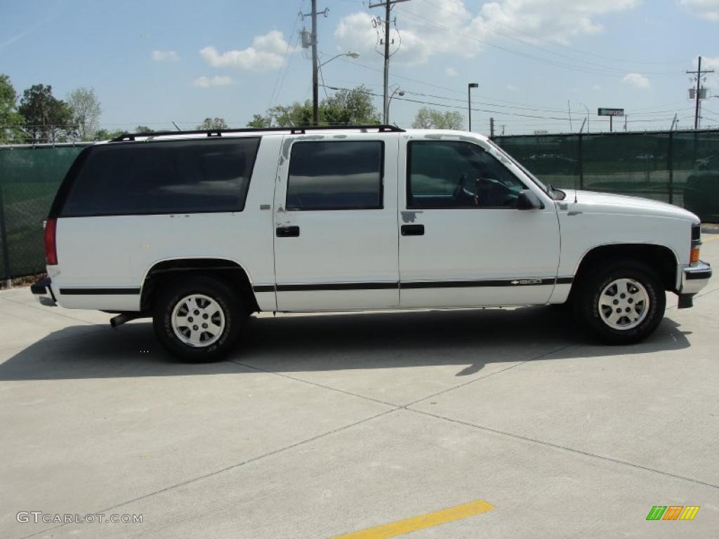 1994 Suburban C1500 - White / Denim Blue photo #2