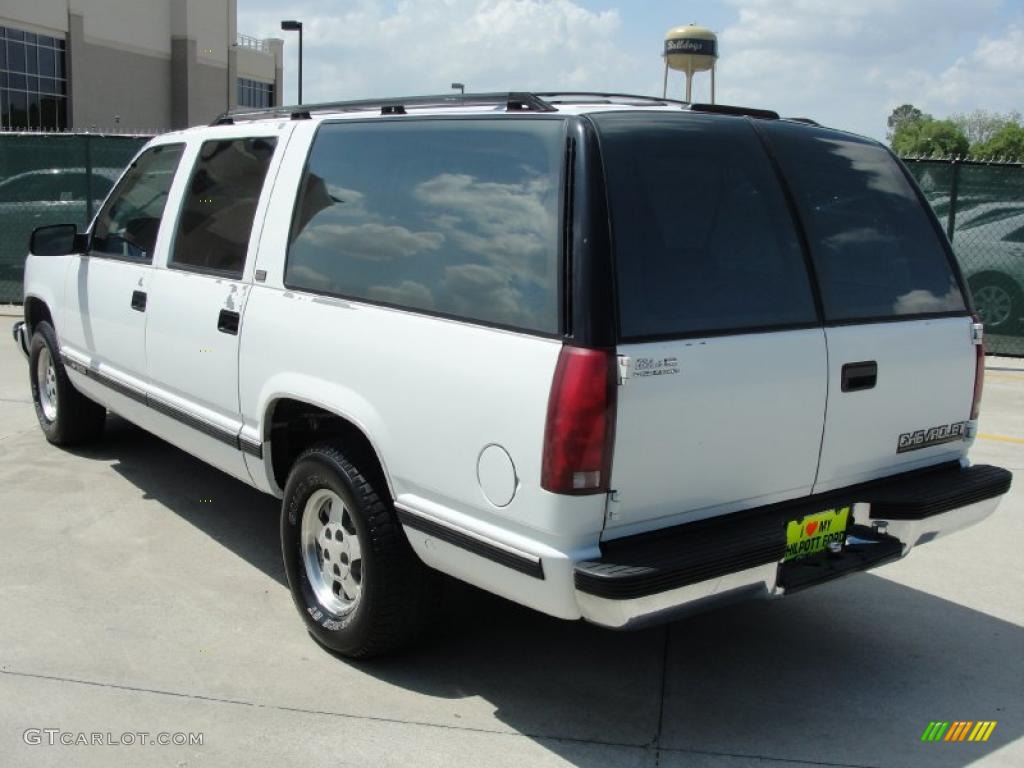 1994 Suburban C1500 - White / Denim Blue photo #5