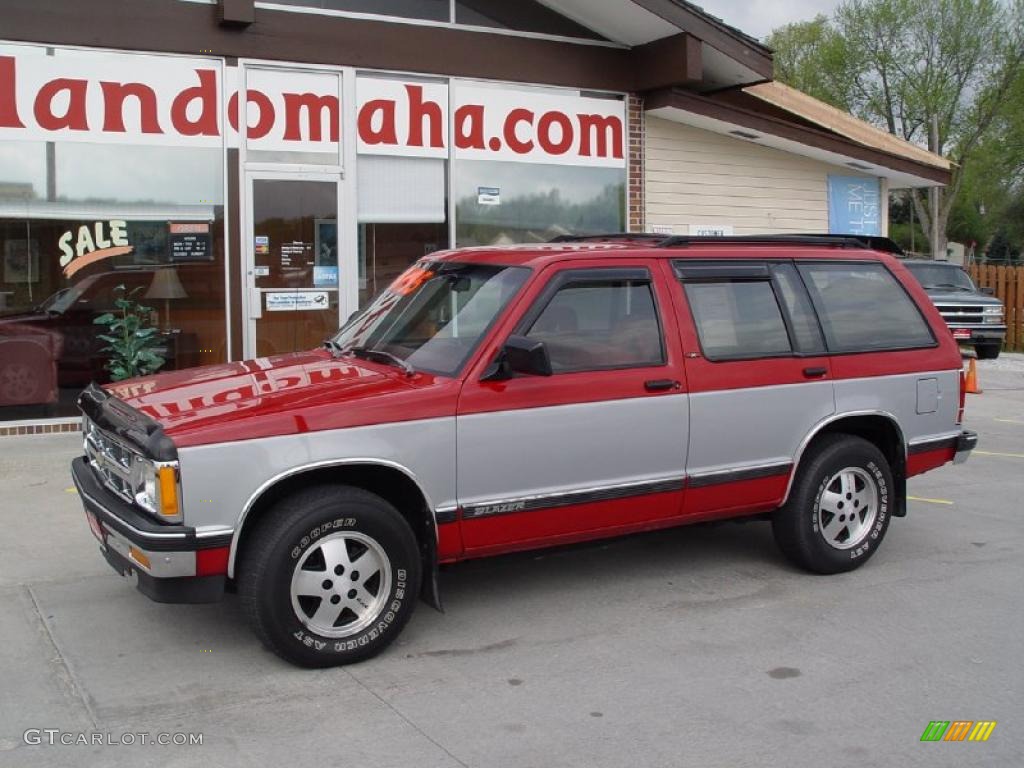 1992 S10 Blazer 4x4 - Apple Red / Red photo #2