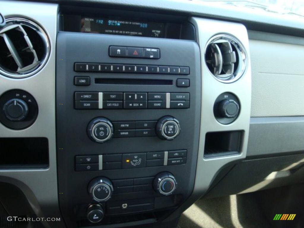 2010 F150 XLT SuperCab 4x4 - Sterling Grey Metallic / Medium Stone photo #9