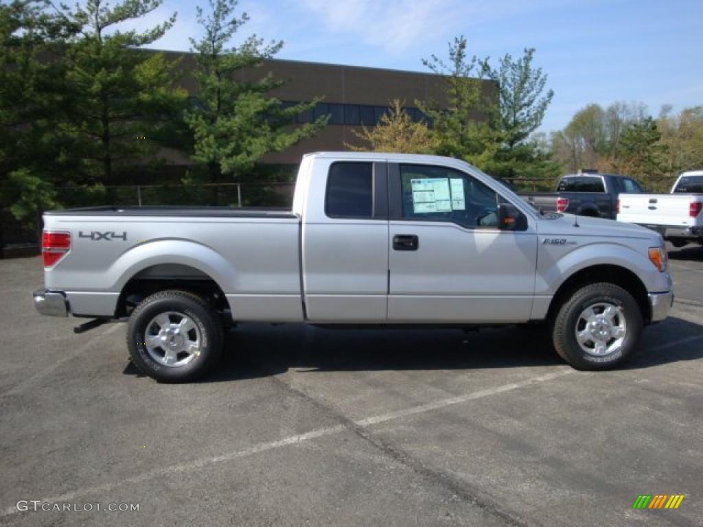 2010 F150 XLT SuperCab 4x4 - Ingot Silver Metallic / Medium Stone photo #2