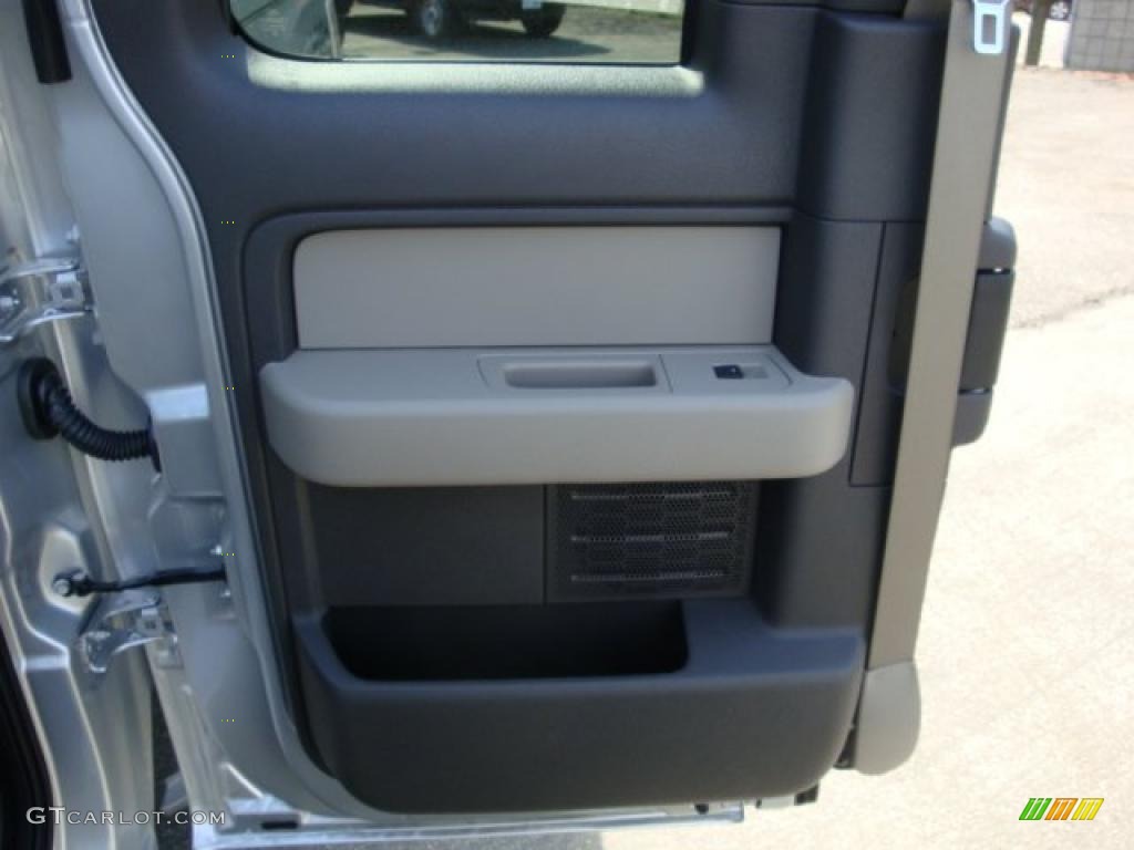 2010 F150 XLT SuperCab 4x4 - Ingot Silver Metallic / Medium Stone photo #14