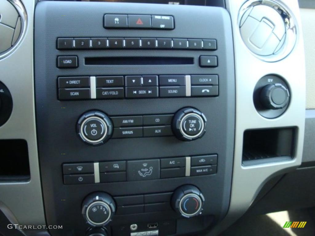 2010 F150 XLT SuperCab 4x4 - Tuxedo Black / Tan photo #9