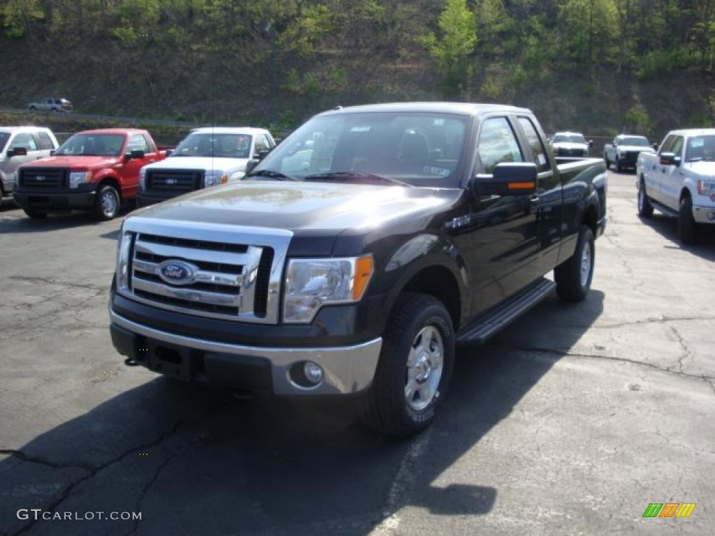 2010 F150 XLT SuperCab 4x4 - Tuxedo Black / Tan photo #10