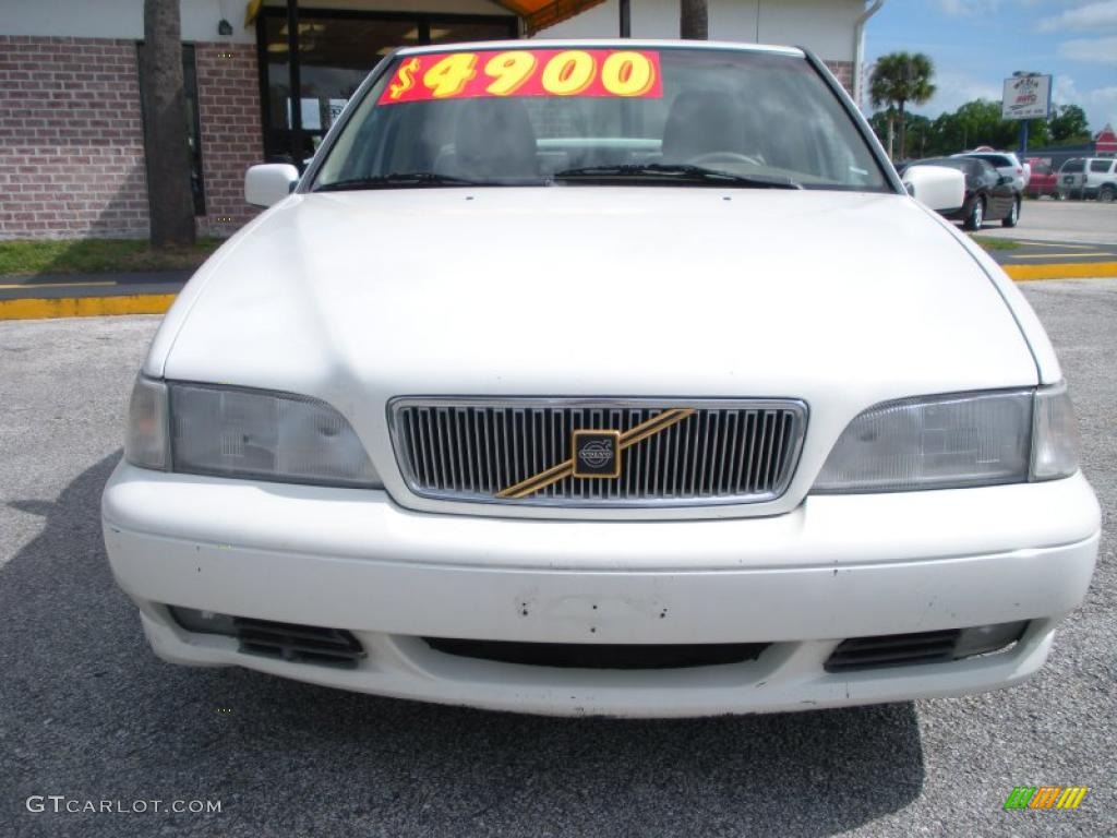 1998 S70 T5 - White / Tan photo #2