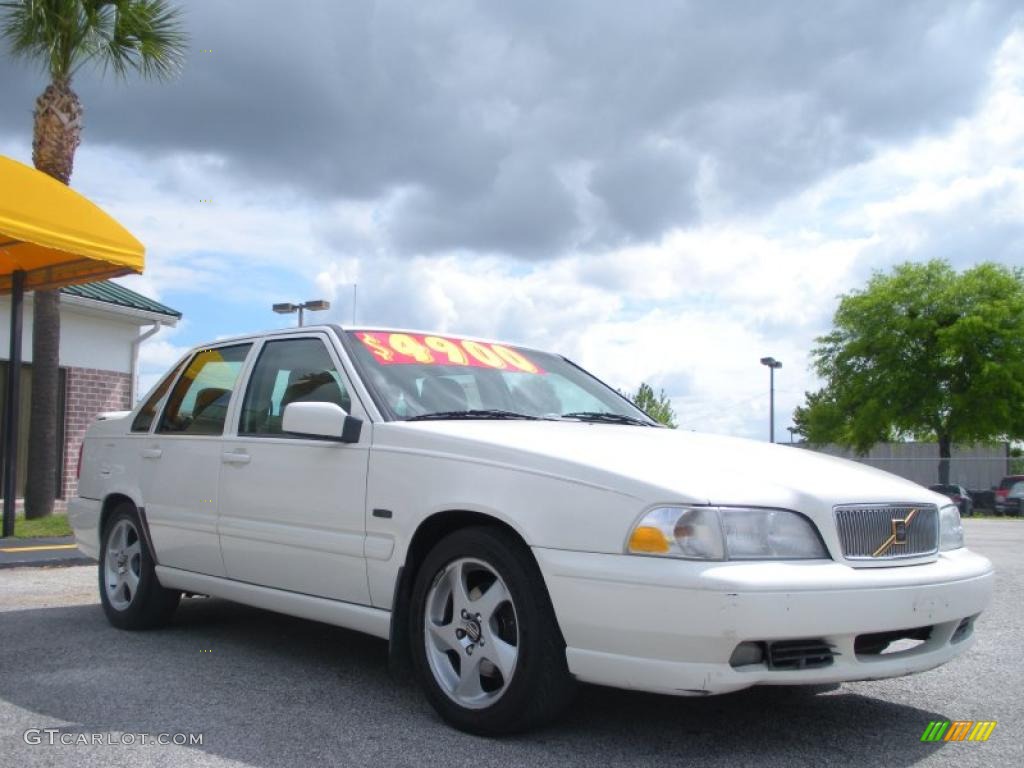 1998 S70 T5 - White / Tan photo #3