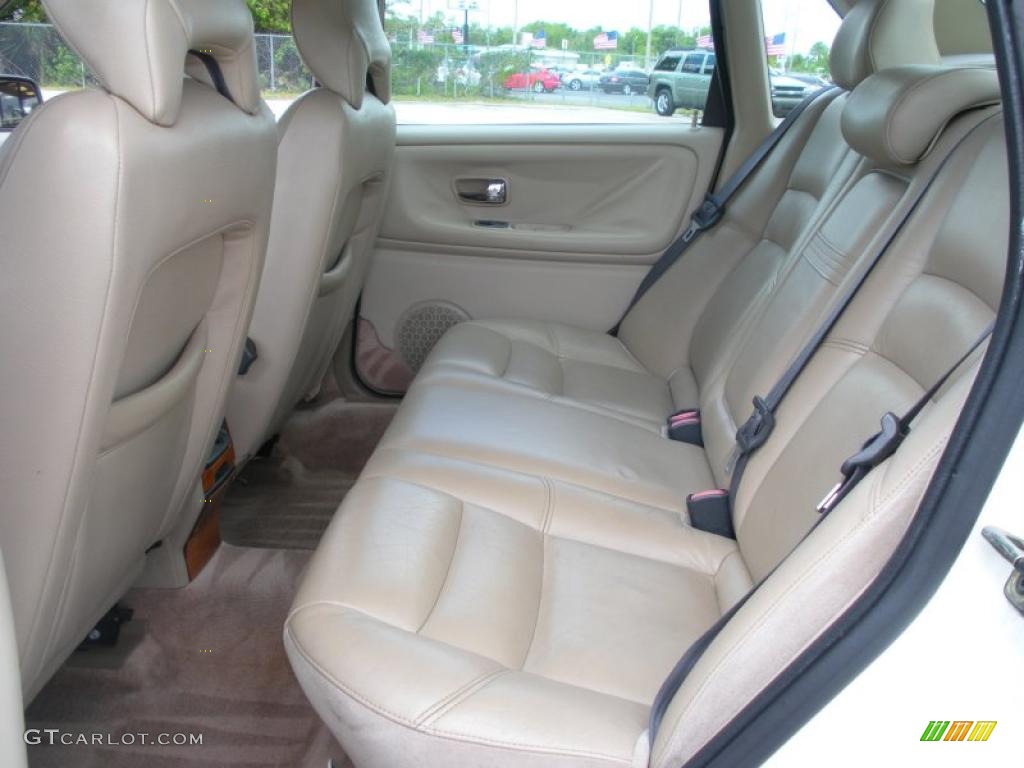 1998 S70 T5 - White / Tan photo #12
