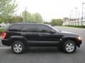 2006 Black Jeep Grand Cherokee Laredo 4x4  photo #4