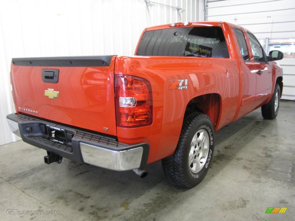 2008 Silverado 1500 LT Extended Cab 4x4 - Victory Red / Ebony photo #2