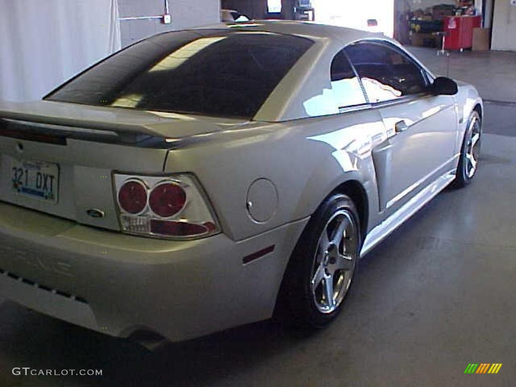 2003 Mustang GT Coupe - Silver Metallic / Medium Graphite photo #16