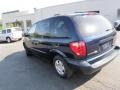 Patriot Blue Pearl - Caravan SE Photo No. 2