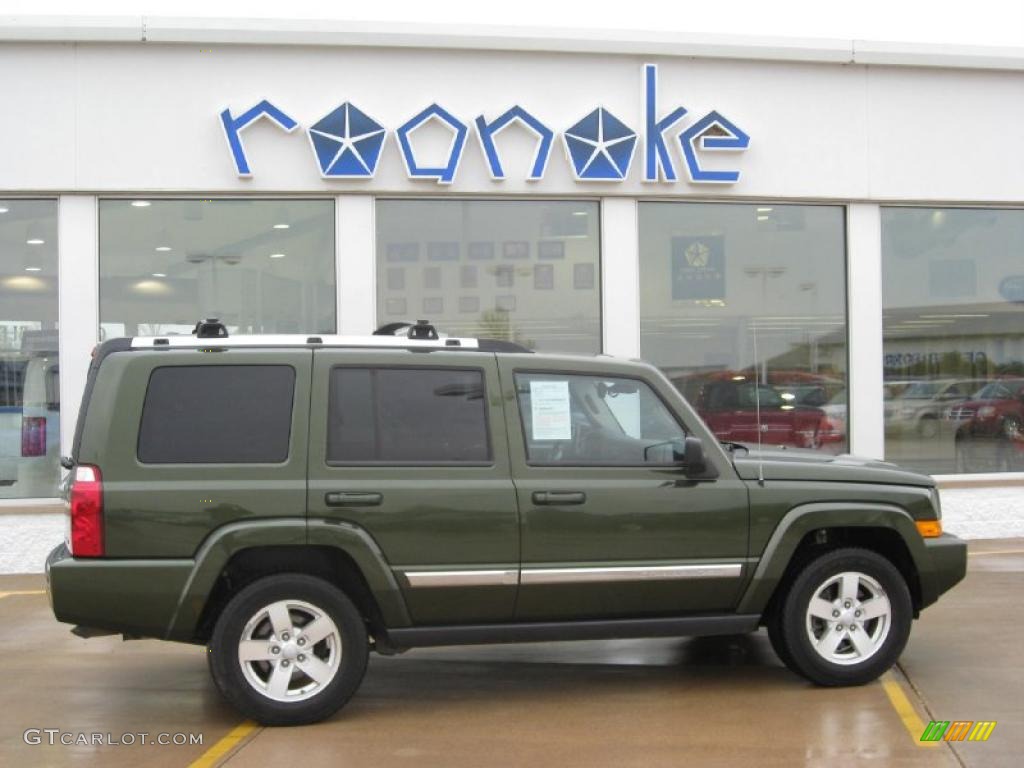 2007 Commander Limited 4x4 - Jeep Green Metallic / Saddle Brown photo #1
