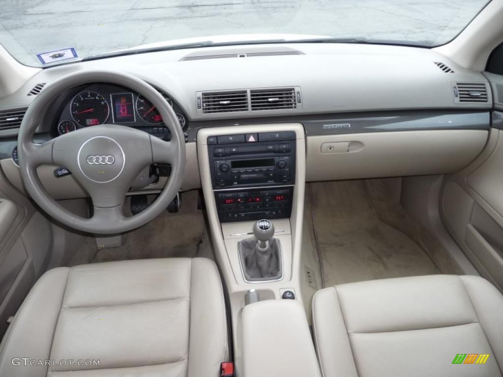 2005 A4 1.8T quattro Sedan - Arctic White / Beige photo #5