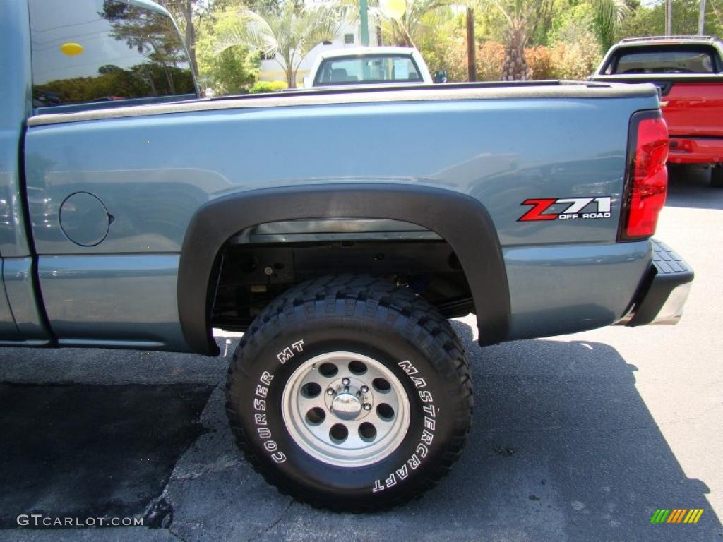 2006 Silverado 1500 Z71 Extended Cab 4x4 - Blue Granite Metallic / Dark Charcoal photo #38