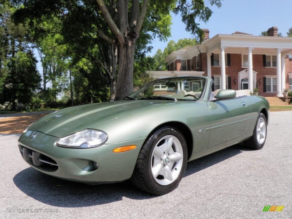 1999 XK XK8 Convertible - Alpine Green / Cashmere photo #3