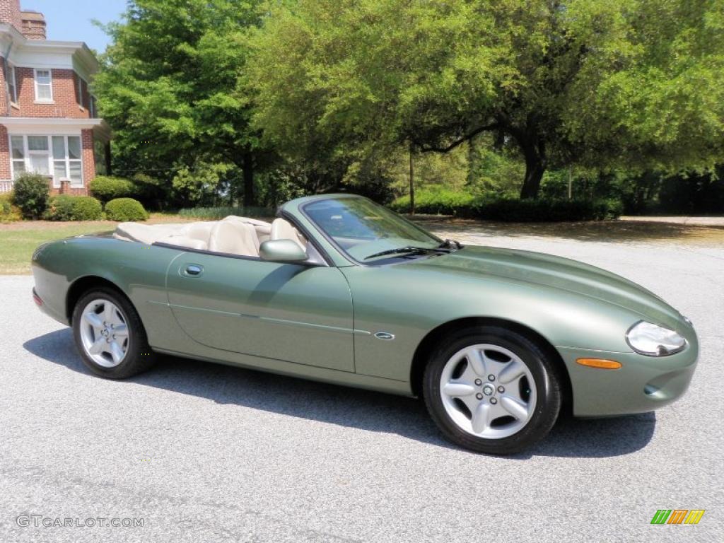 1999 XK XK8 Convertible - Alpine Green / Cashmere photo #12