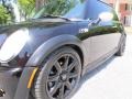 Jet Black - Cooper S Hardtop Photo No. 16