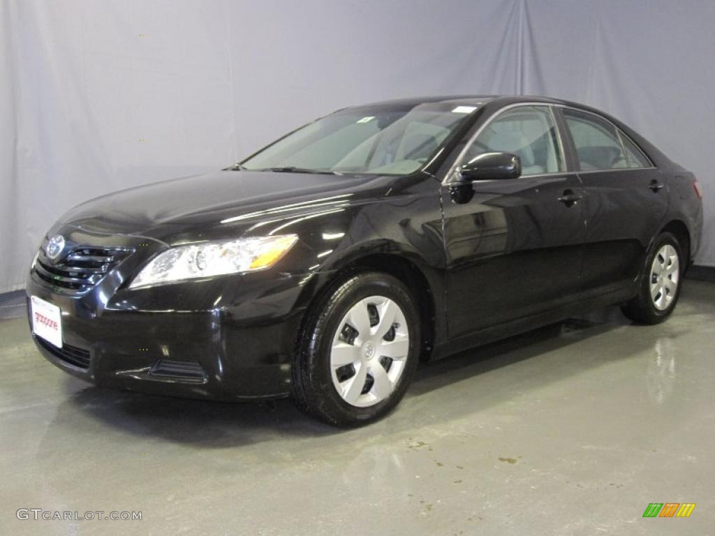 2007 Camry LE - Black / Bisque photo #1