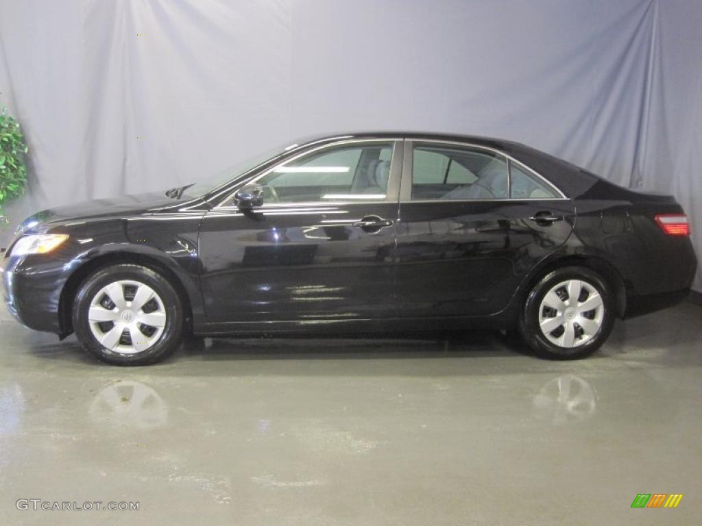 2007 Camry LE - Black / Bisque photo #2
