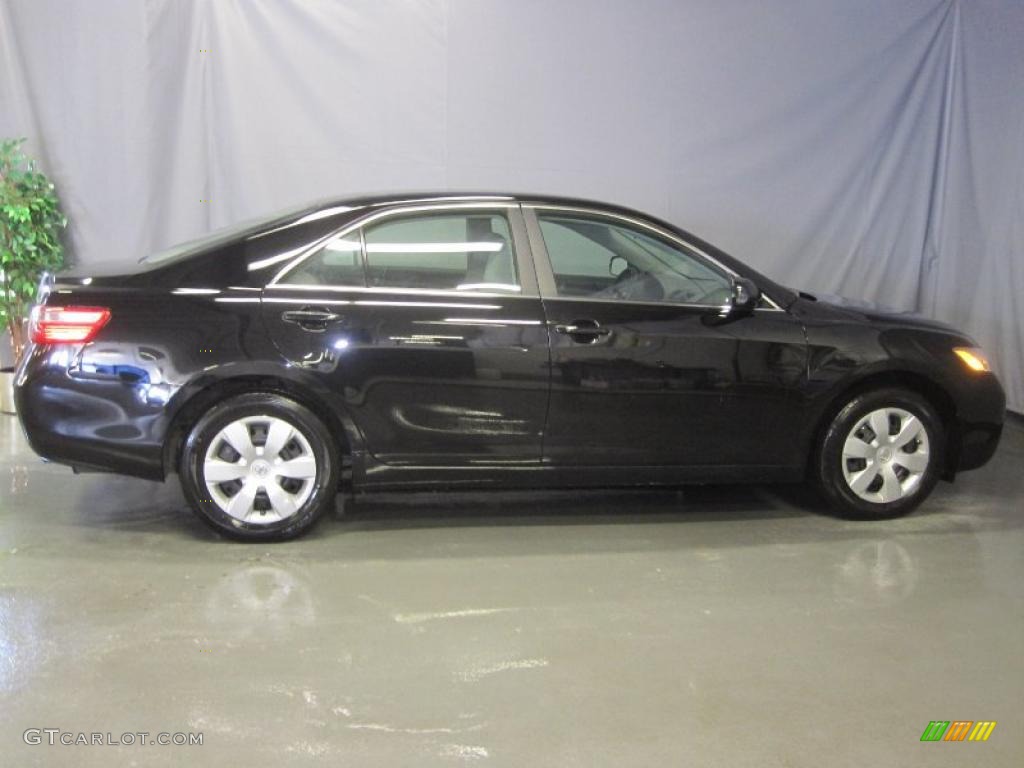 2007 Camry LE - Black / Bisque photo #4