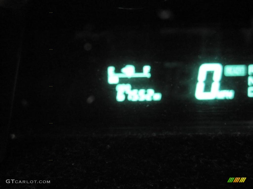 2005 Prius Hybrid - Super White / Gray/Burgundy photo #12