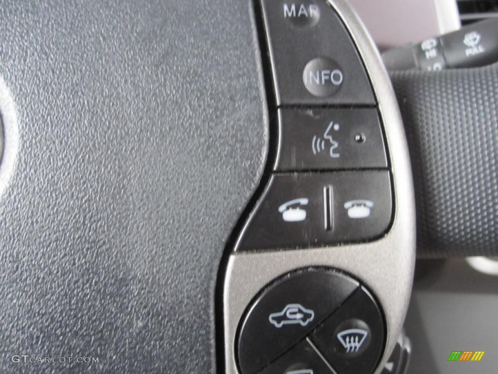 2005 Prius Hybrid - Super White / Gray/Burgundy photo #13