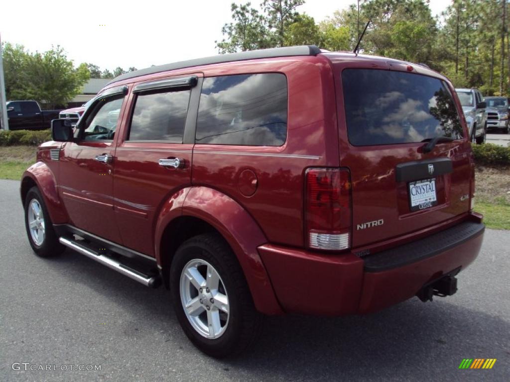 2007 Nitro SXT 4x4 - Inferno Red Crystal Pearl / Dark Slate Gray photo #3