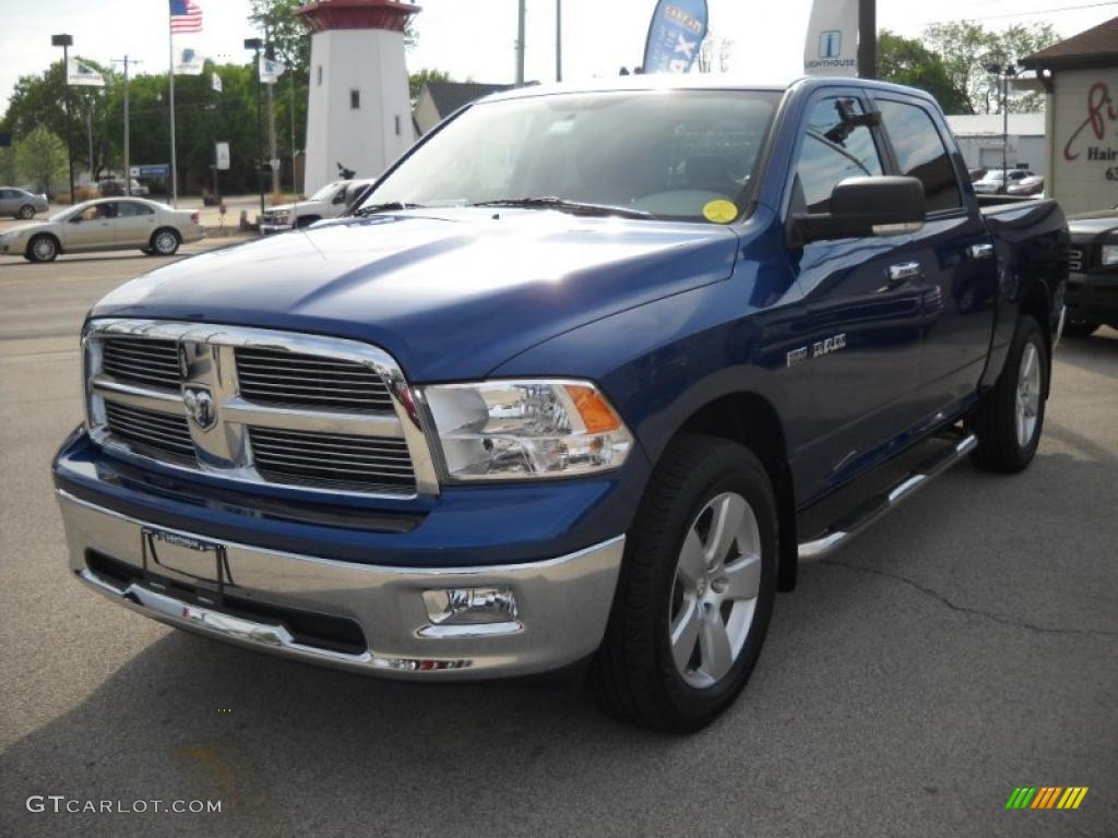 2009 Ram 1500 Big Horn Edition Crew Cab 4x4 - Deep Water Blue Pearl / Dark Slate/Medium Graystone photo #3