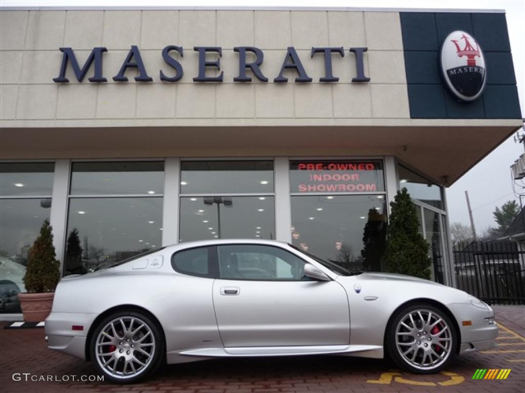 Silver Maserati GranSport