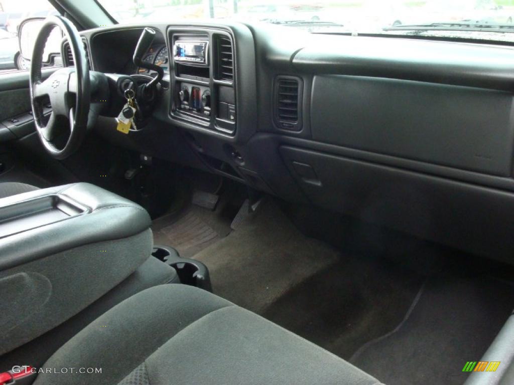 2003 Silverado 1500 Extended Cab 4x4 - Dark Gray Metallic / Dark Charcoal photo #12