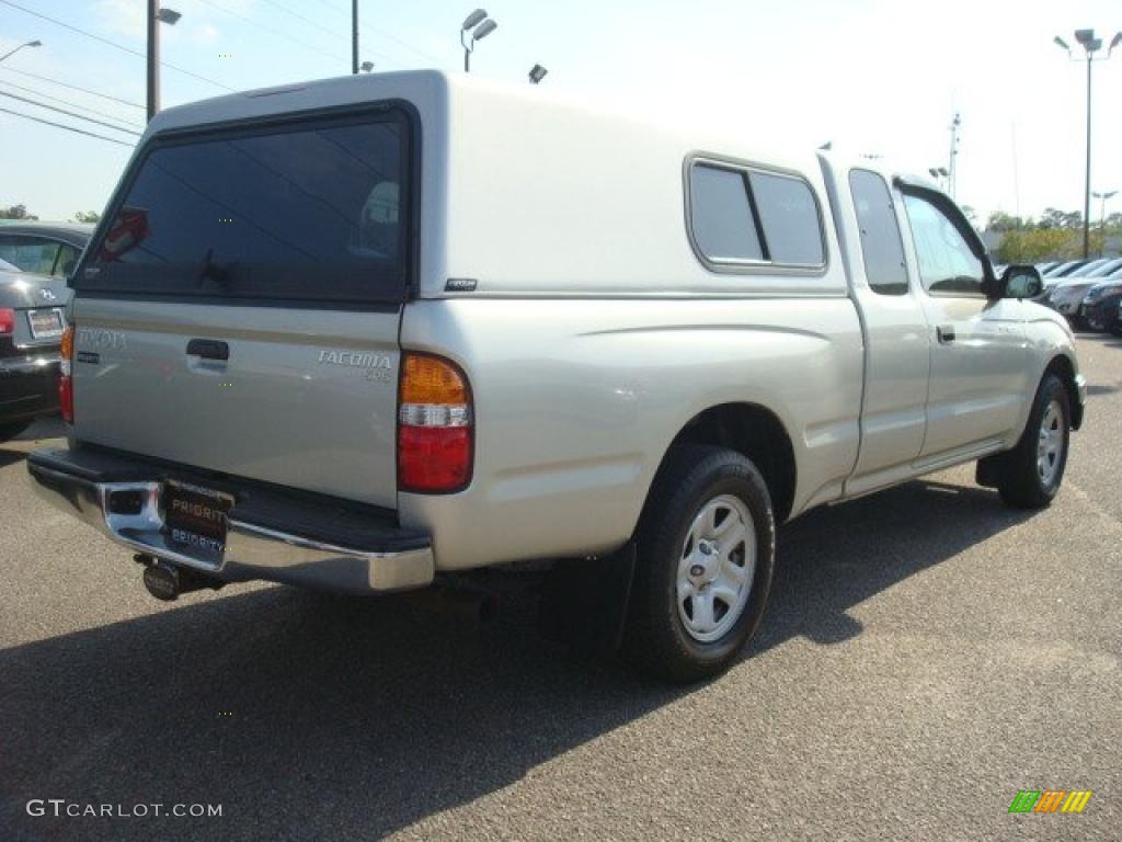 2004 Tacoma Xtracab - Lunar Mist Metallic / Charcoal photo #6