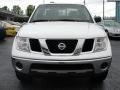 2005 Avalanche White Nissan Frontier SE King Cab 4x4  photo #2