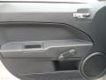 Bright Silver Metallic - Caliber SE Photo No. 7