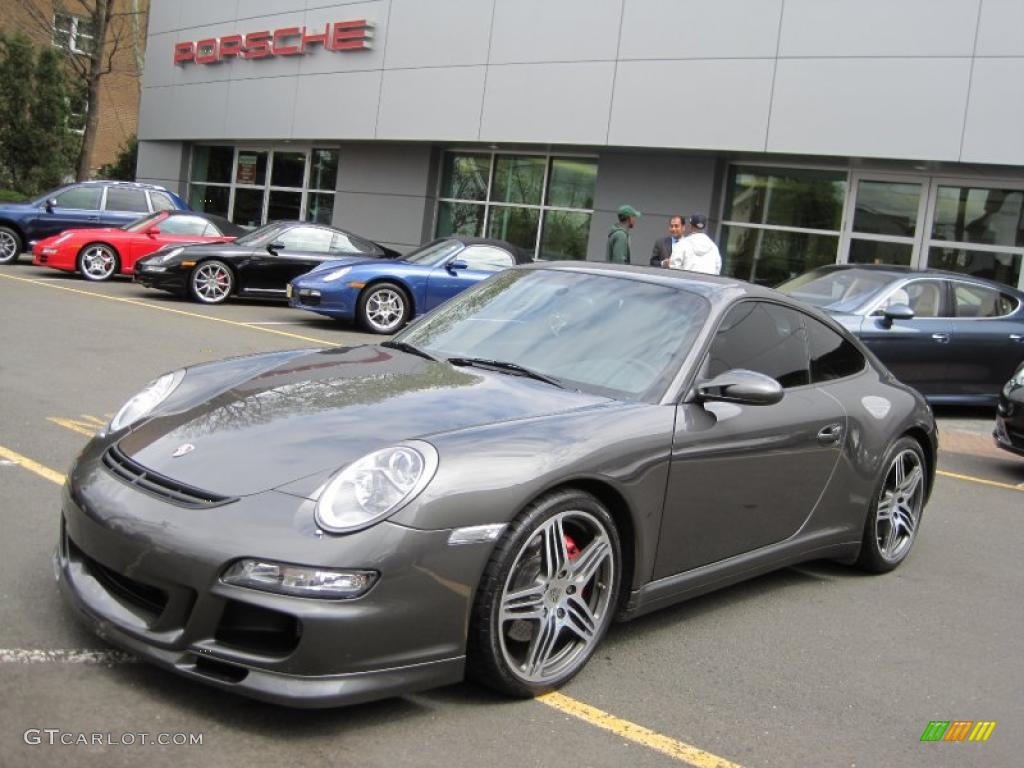 Slate Grey Metallic Porsche 911