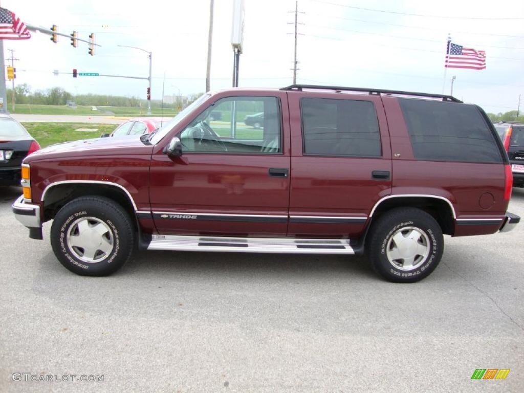 1998 Tahoe LT 4x4 - Dark Carmine Red Metallic / Gray photo #2