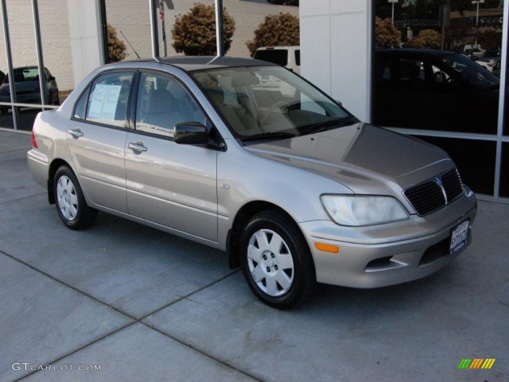 Coronado Sand Metallic Mitsubishi Lancer