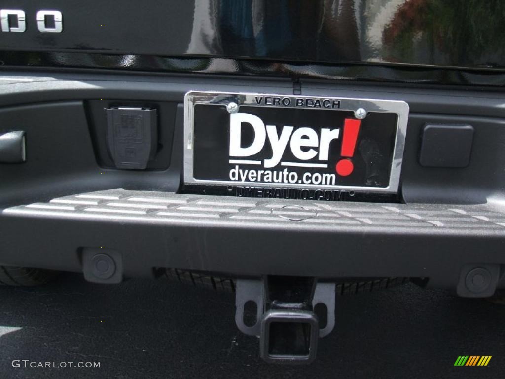 2010 Silverado 1500 LTZ Crew Cab 4x4 - Black Granite Metallic / Dark Cashmere/Light Cashmere photo #6