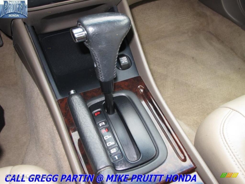 2000 Accord EX V6 Sedan - Taffeta White / Ivory photo #21